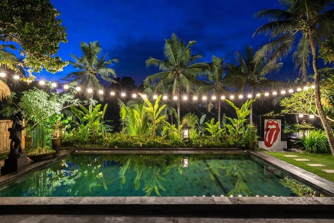 Family Villa Ubud, 2 Bedrooms, Shared Pool, Garden, Rice Field & Jungle Views Semesterbostad