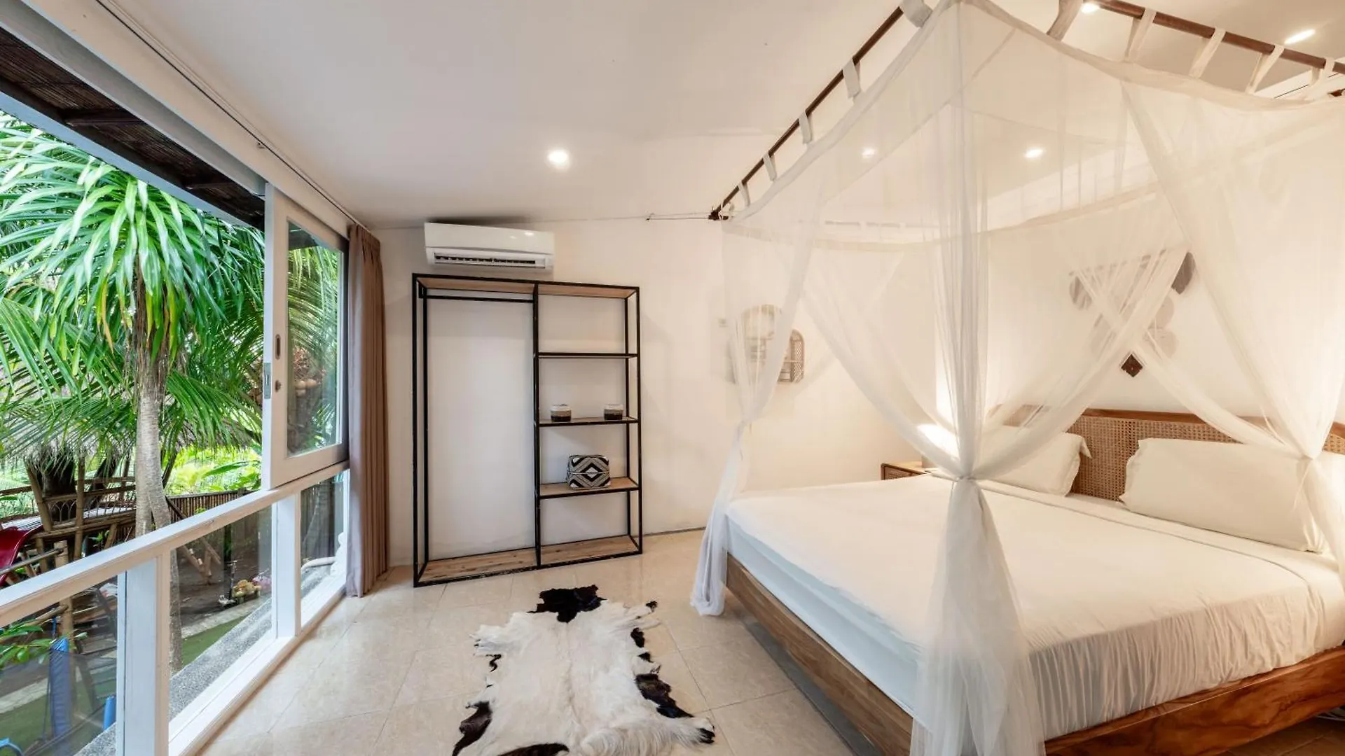 Family Villa Ubud, 2 Bedrooms, Shared Pool, Garden, Rice Field & Jungle Views